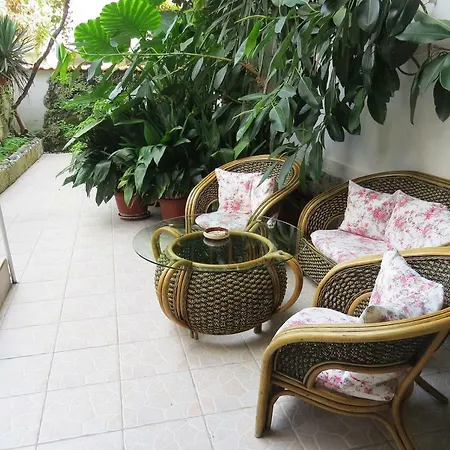 Family Sofi מלון 3*