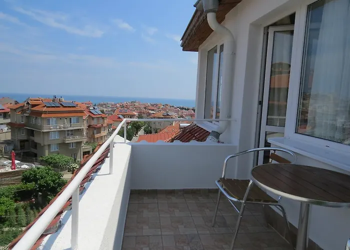 Family Sofi מלון 3*