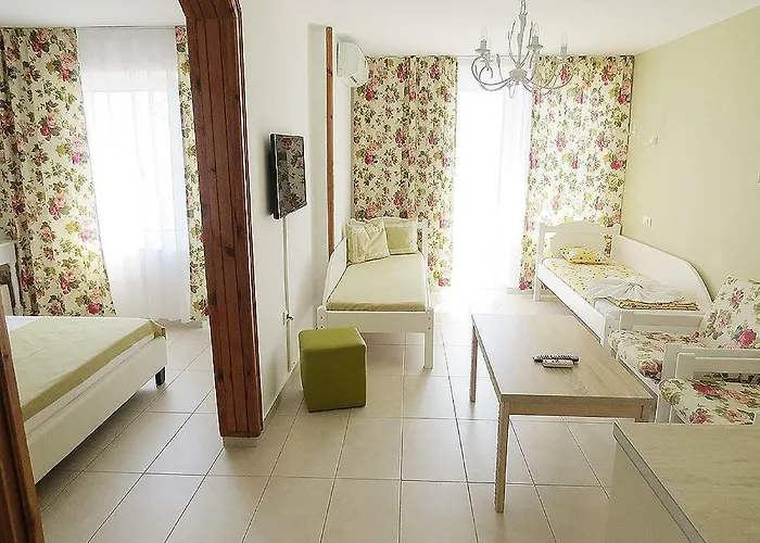 Family Sofi מלון סוזופול