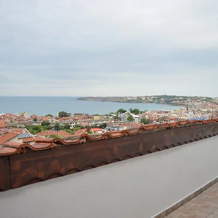 ホテル Family Sofi ソゾポル