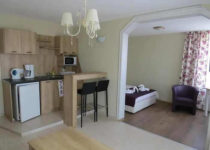 Ξενοδοχείο Family Sofi Σωζόπολη