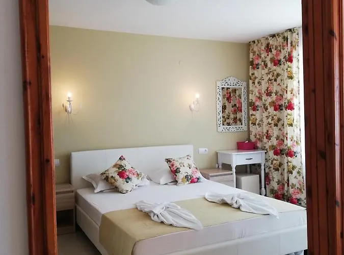 Family Sofi Ξενοδοχείο